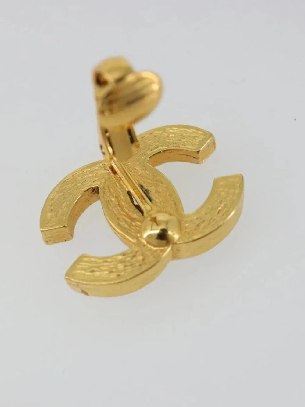 CHANEL Earring metal Gold Tone CC Auth 183505